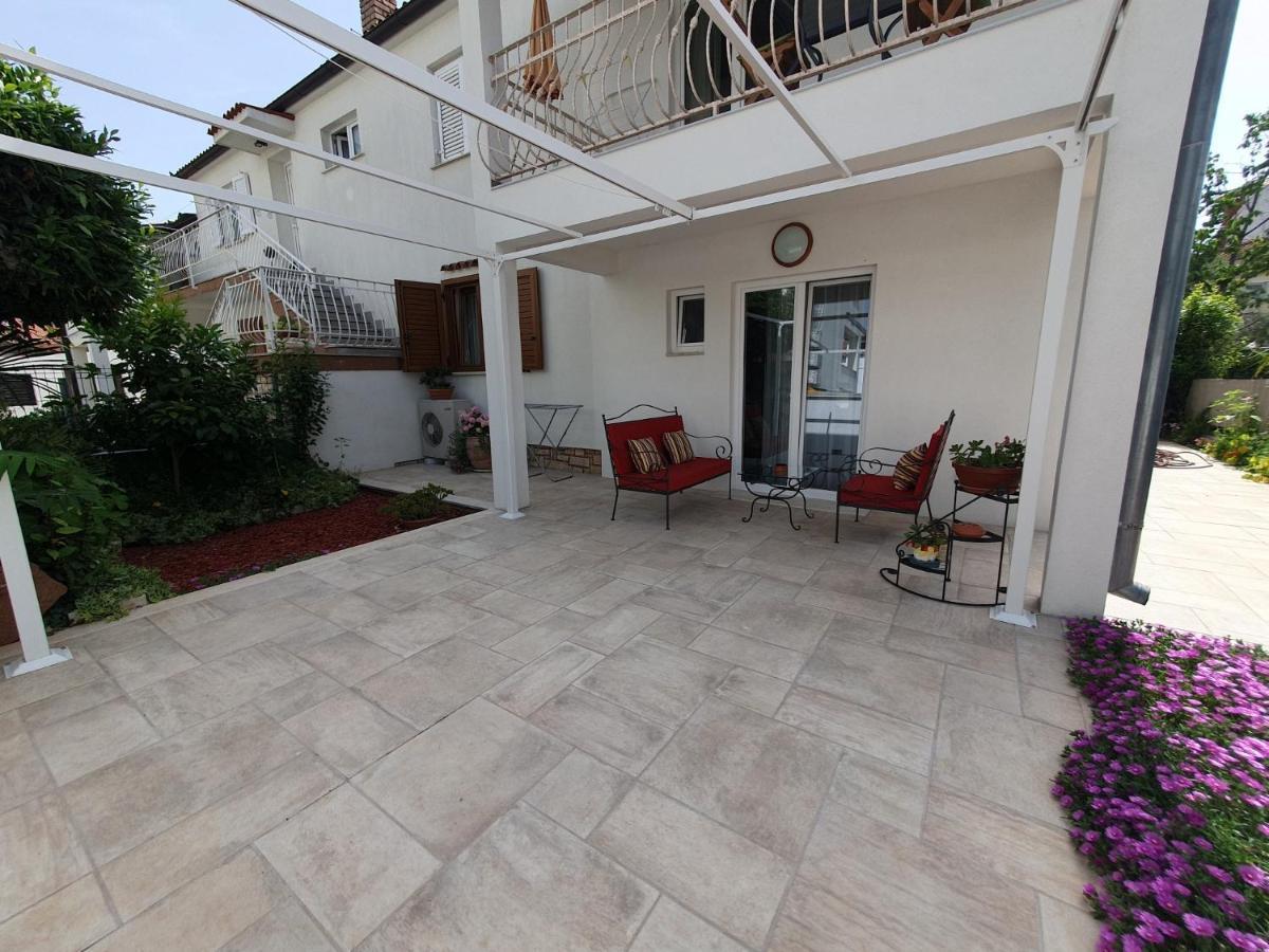 Apartments Mia 2 Ровинь Экстерьер фото