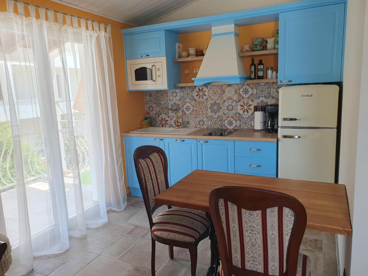 Apartments Mia 2 Ровинь Экстерьер фото